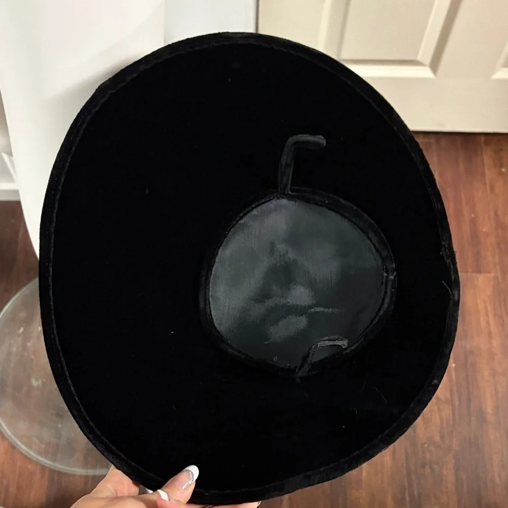 Vintage  Black Women's Hat With Beaded Tassles
